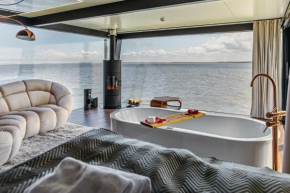 Domki na wodzie - Grand HT Houseboats - with sauna, jacuzzi and massage chair, Mielno